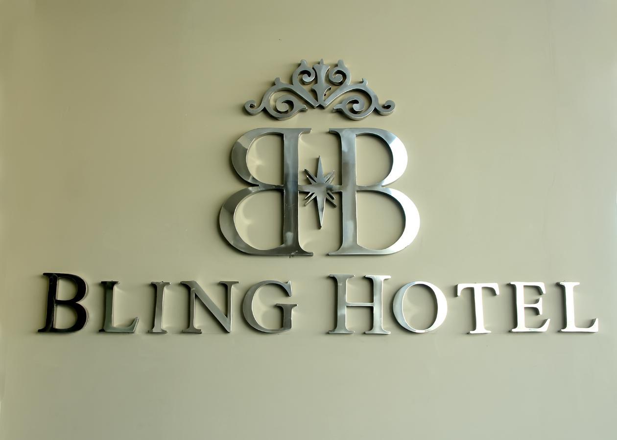 Bling Hotel International Multan Buitenkant foto