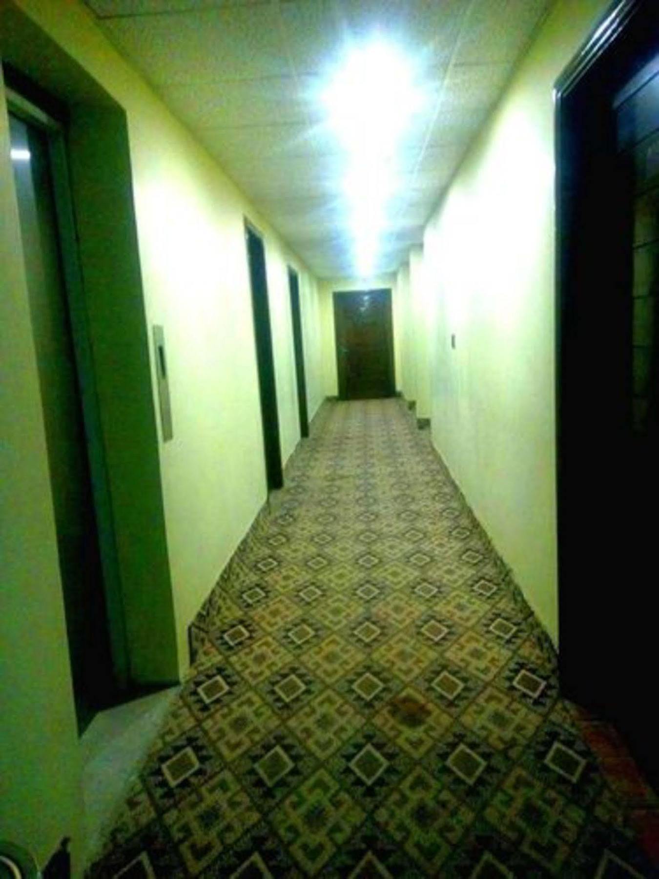 Bling Hotel International Multan Buitenkant foto
